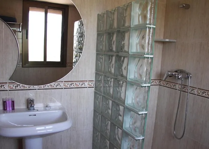 Pensionat La Telleria Valjunquera